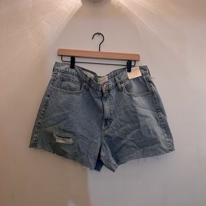 Women’s Boyfriend Jean Short - Universal Thread